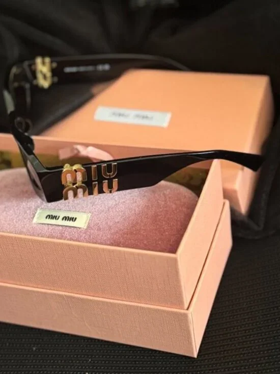 Viral Miu Miu Black Cat-Eye Sunglasses - Picture 9 of 11